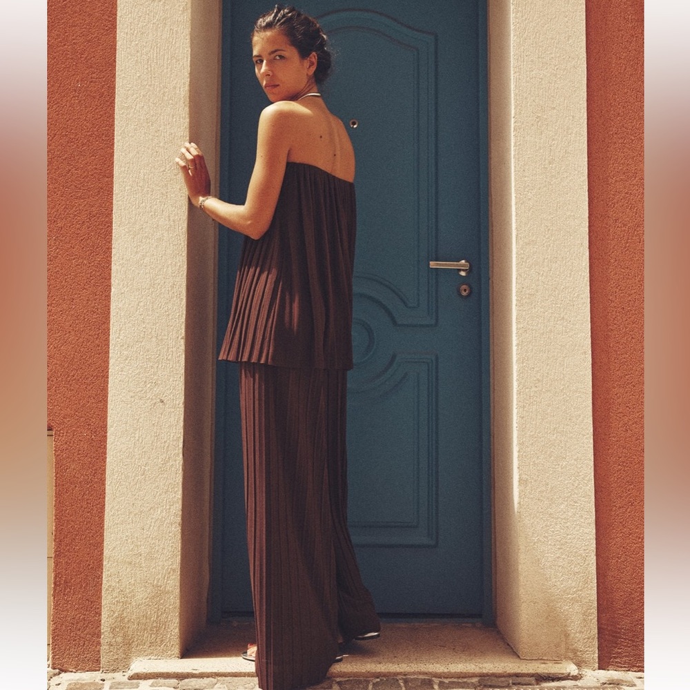 Zara. Brand New. Pleated Tulle Pants and Pleated Strapless Top. Sold as a Set